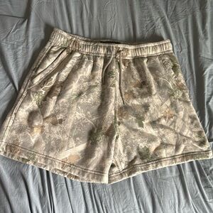 abercrombie and fitch camo shorts